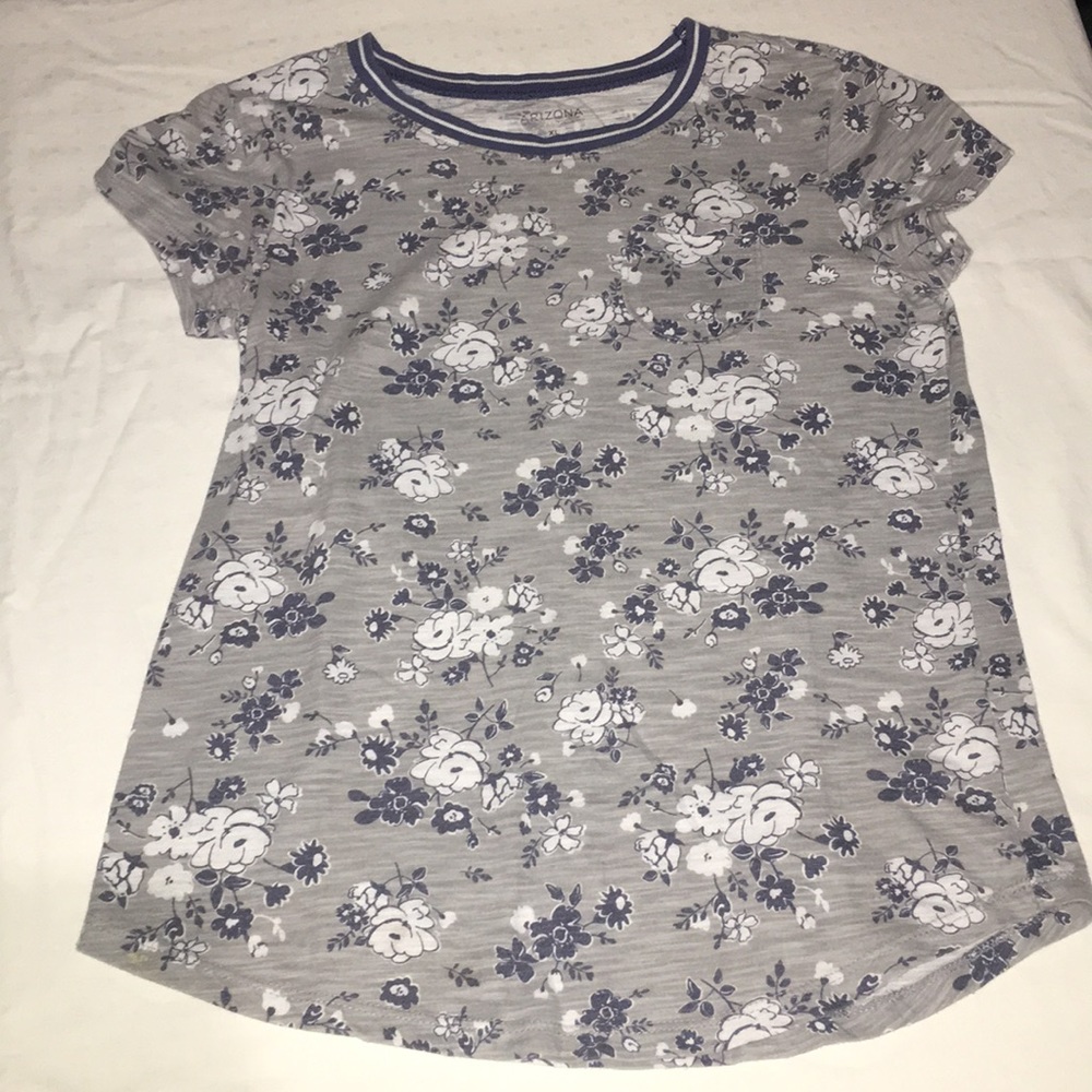 Gray girls shirt with navy blue flower designs